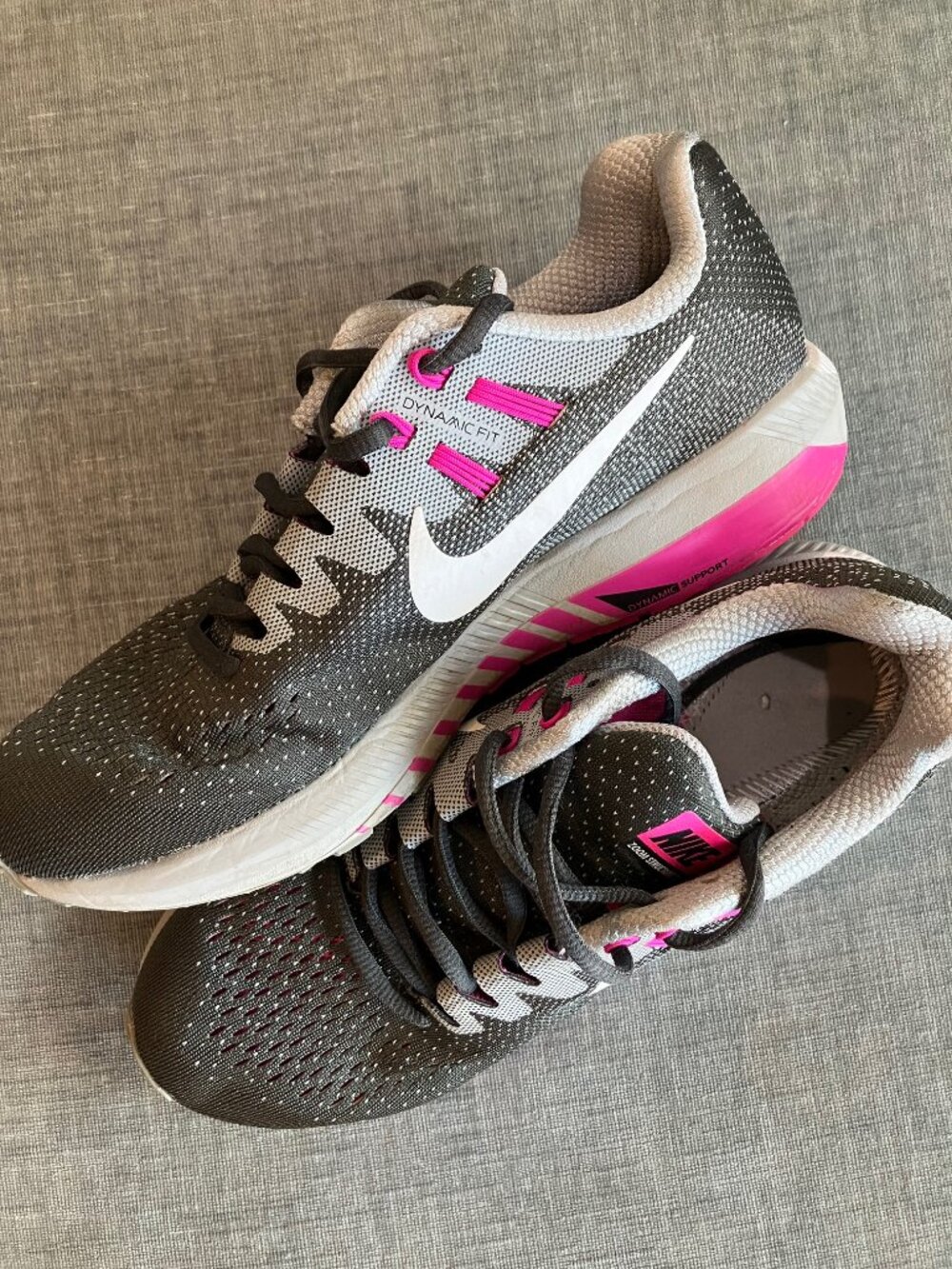 Nike Air Zoom Structure 20 Womens 8.5 Gray Pink Dynamic Support Running Shoes